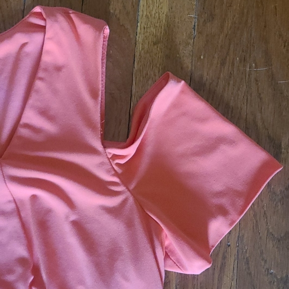 EUC Calvin Klein cold shoulder dress - Picture 3 of 8